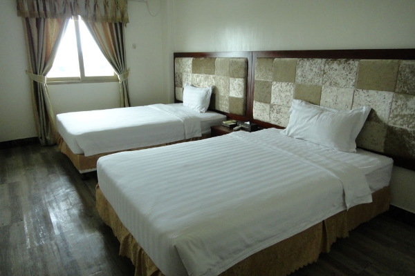 Clark Renaissance Hotel (Santol)